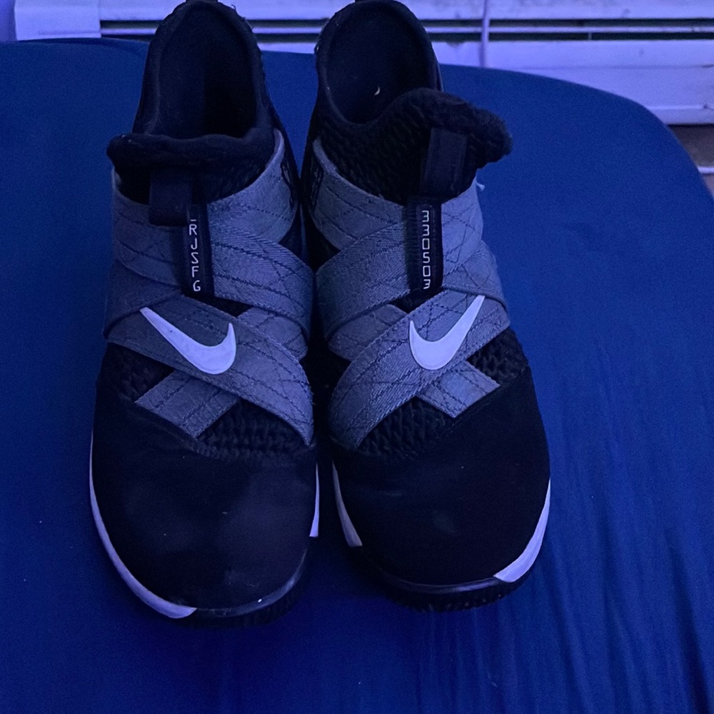 Nike LeBron soldiers, beat, no box, can make a better offer